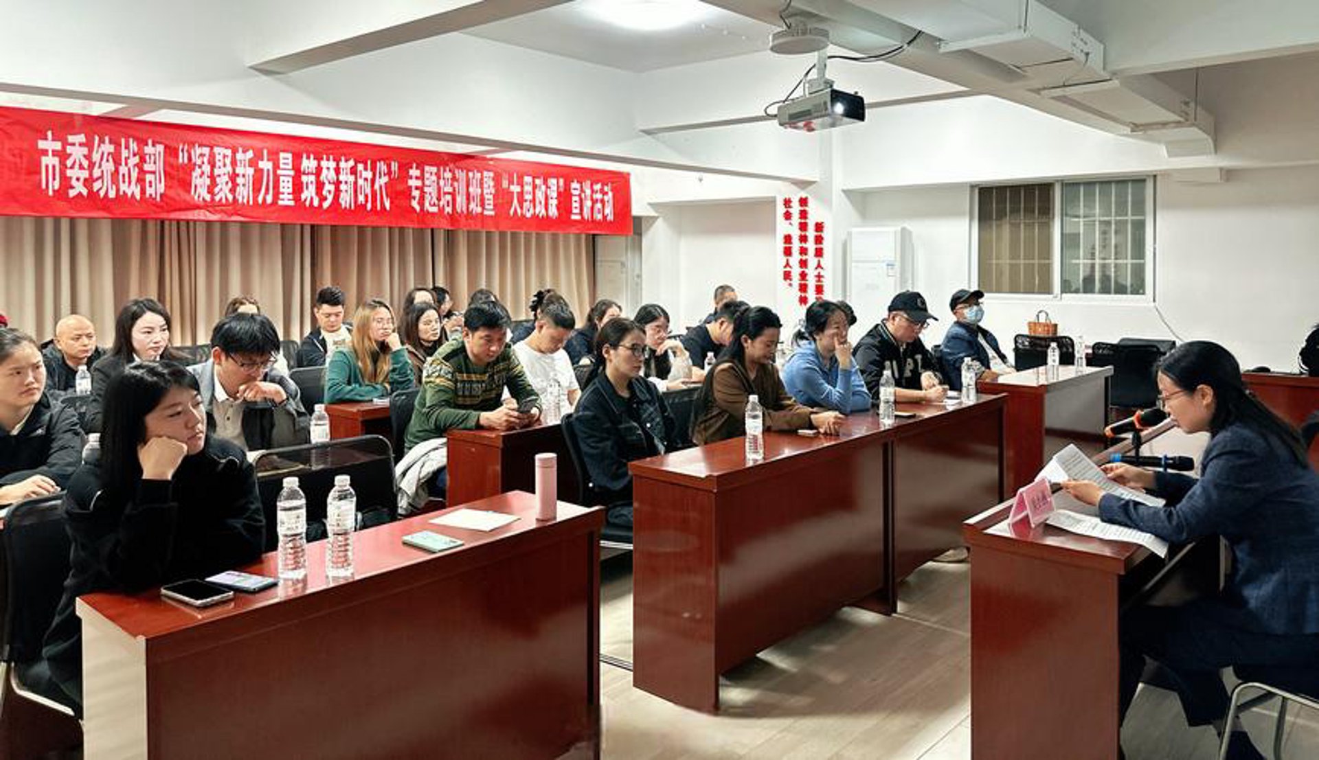 汇聚英才教育